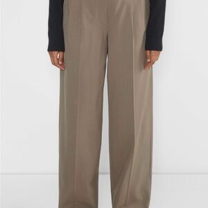 Aritzia Taupe effortless pant- crepe